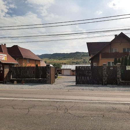 Kacso Apartma Ocna de Sus Exterior photo
